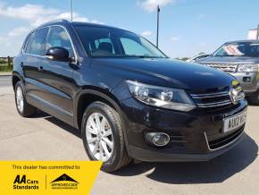 VOLKSWAGEN TIGUAN 2012 (12) at Halfway Garage Hull