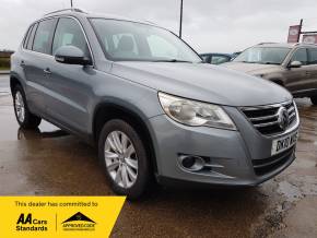 VOLKSWAGEN TIGUAN 2010 (10) at Halfway Garage Hull