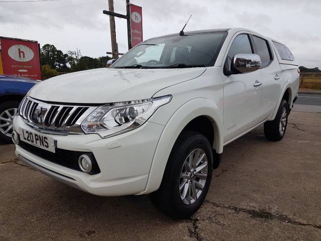 2015 Mitsubishi L200 2.4 Double Cab DI-D 178 Warrior 4WD