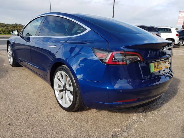 2019 Tesla Model 3 Standard Plus 4dr Auto